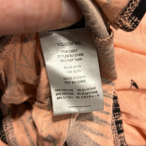 Volcom Women’s Pink with‎ Black Print Super Soft Pocket Tank Top Size Large - Picture 9 of 9